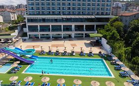 Ramada Resort By Wyndham Unye